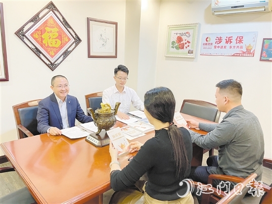 中盈擔保致力于解決小微企業(yè)及個體經(jīng)營者融資難題。