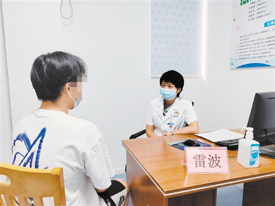 高考結(jié)束后，有人患上了“考后綜合征”。