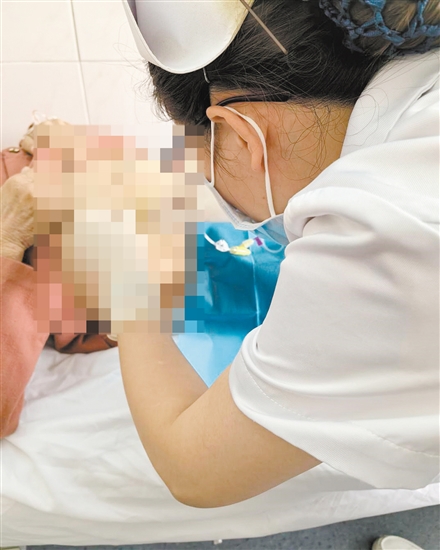 腹膜透析名醫(yī)護(hù)士團(tuán)隊(duì)工作室
