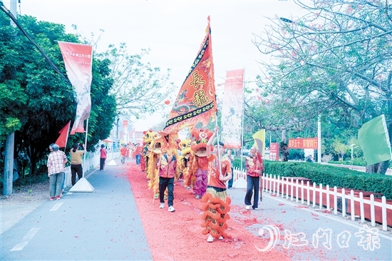 慶典活動(dòng)當(dāng)天舉行了巡游活動(dòng)，向大家展示煥然一新的五十圩。