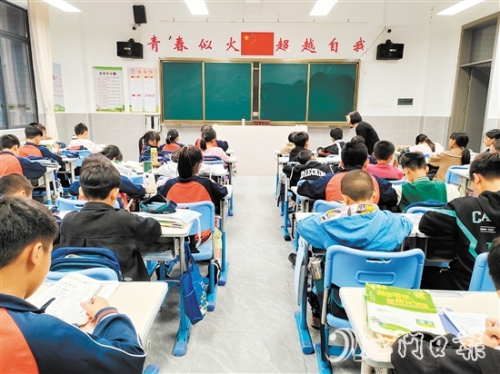大槐鎮(zhèn)打造“晚托學堂”，為企業(yè)員工分憂。