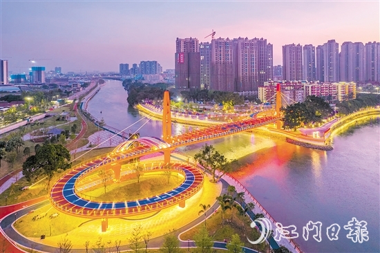 蝶變后的下沙公園，讓周圍的住戶們享受到家門口的“小確幸”，吸引了許多健身愛好者。