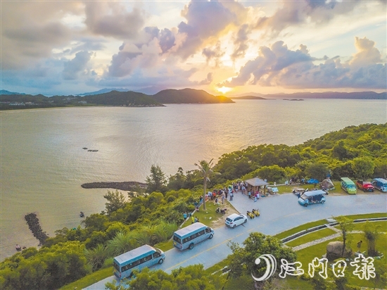 川島鎮(zhèn)以一種全新的姿態(tài)，迎接來自四面八方的游客。