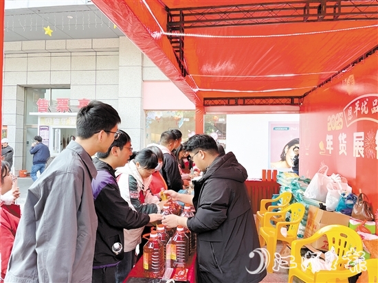 恩平生產(chǎn)的糧油成為“搶手貨”。