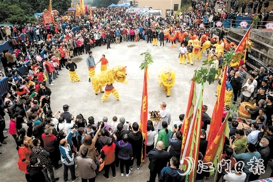 燒炮廟會是傳統(tǒng)民俗活動，往年燒炮廟會活動現場人氣高漲。
