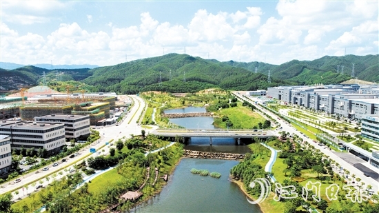 新會智造產(chǎn)業(yè)園鳳山湖園區(qū)。