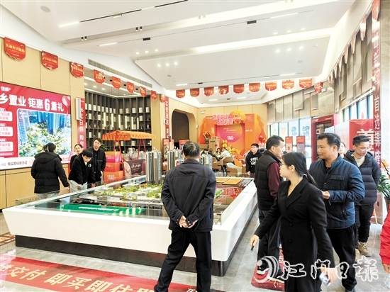 春節(jié)假期，海內(nèi)外游子紛紛回到恩平過(guò)年，給房地產(chǎn)行業(yè)帶來(lái)了銷售“黃金期”。