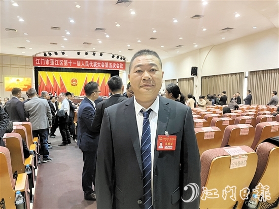蓬江區(qū)人大代表、環(huán)市街道群星經(jīng)聯(lián)社黨支部書記、經(jīng)聯(lián)社社長謝枝華