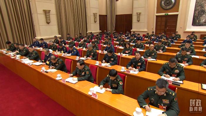 △2025年3月7日，解放軍和武警部隊代表團全體會議現(xiàn)場。