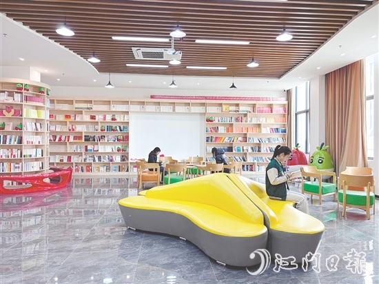 美麗圩鎮(zhèn)客廳。