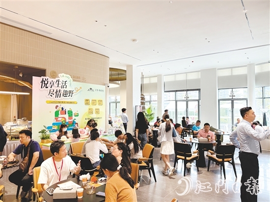 “五一”假期江海區(qū)房地產(chǎn)市場(chǎng)人氣火爆。圖為江發(fā)悅璟苑項(xiàng)目。
