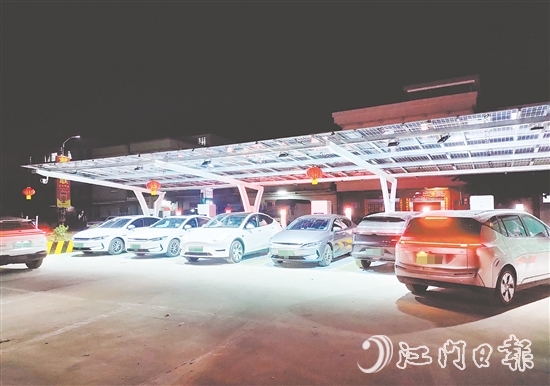 君堂僑聯(lián)充電站項目填補了君堂鎮(zhèn)新能源充電站的鎮(zhèn)域空白。