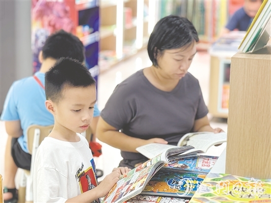 臺(tái)山市精心策劃“書香臺(tái)山”系列品牌活動(dòng)，在全社會(huì)營造濃厚閱讀氛圍。
