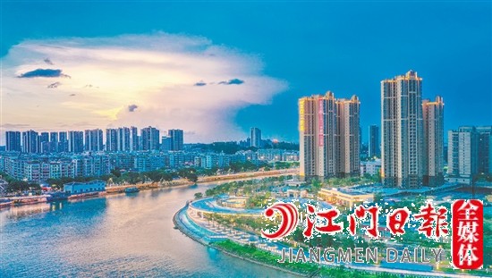 江門河一河兩岸盡顯繁華。