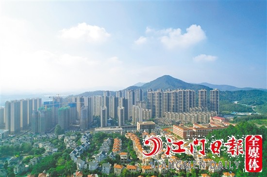 群華路板塊樓盤林立。