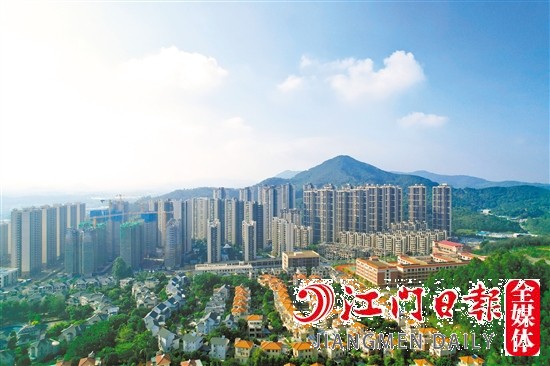 業(yè)內(nèi)人士展望明年樓市“春暖花開”。