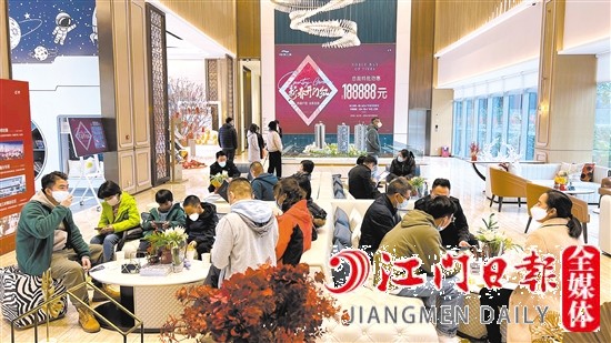 春節(jié)期間，不少樓盤人氣火爆。
