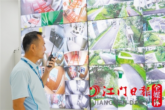 碧桂園·濱江天元小區(qū)的智能實時監(jiān)控系統(tǒng)大屏。