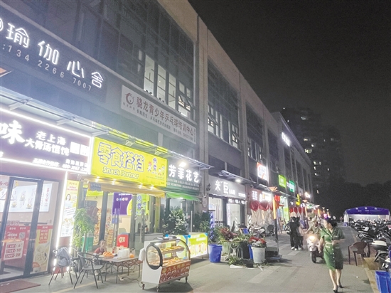 外海板塊煙火氣逐漸旺了起來(lái)。