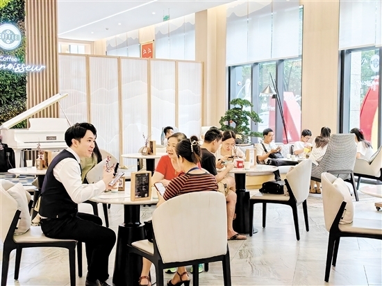 本地房企希望借深中通道開通的機(jī)會(huì)，爭(zhēng)取更多的客戶。