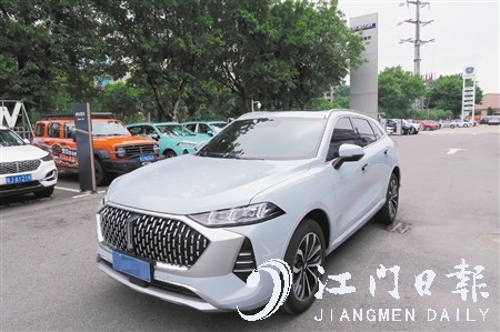 摩卡的外觀設(shè)計(jì)大氣時(shí)尚。