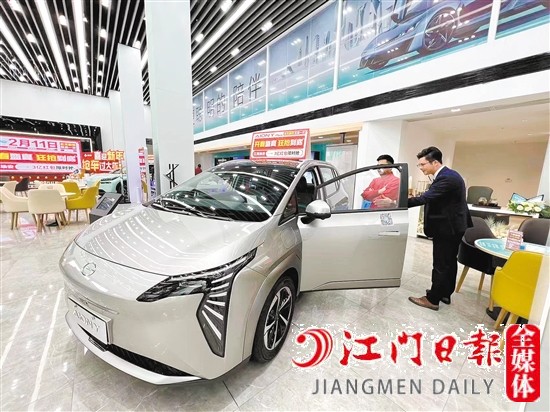 新能源汽車的降價，成功吸引部分消費者的目光。