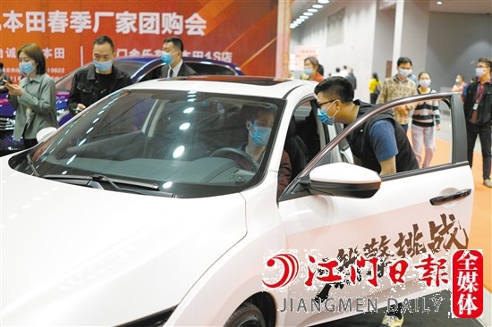 往年本報(bào)舉辦的春季車展受到消費(fèi)者青睞。